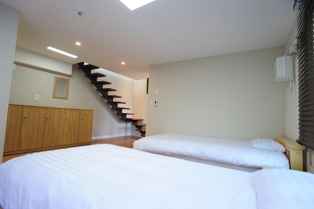 Hannah Guesthouse Jeju Exterior photo